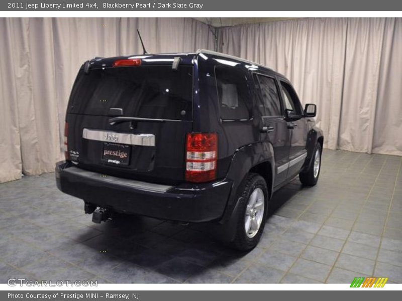 Blackberry Pearl / Dark Slate Gray 2011 Jeep Liberty Limited 4x4