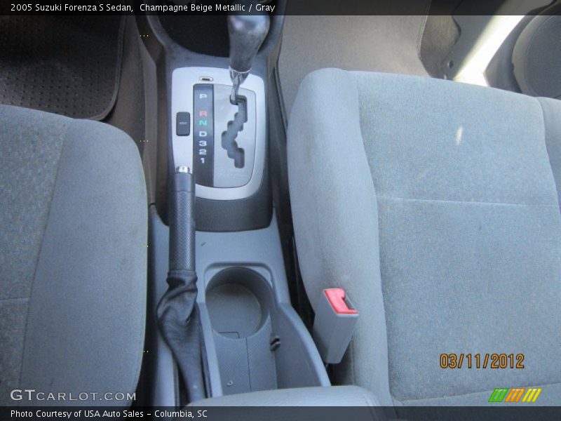 Champagne Beige Metallic / Gray 2005 Suzuki Forenza S Sedan