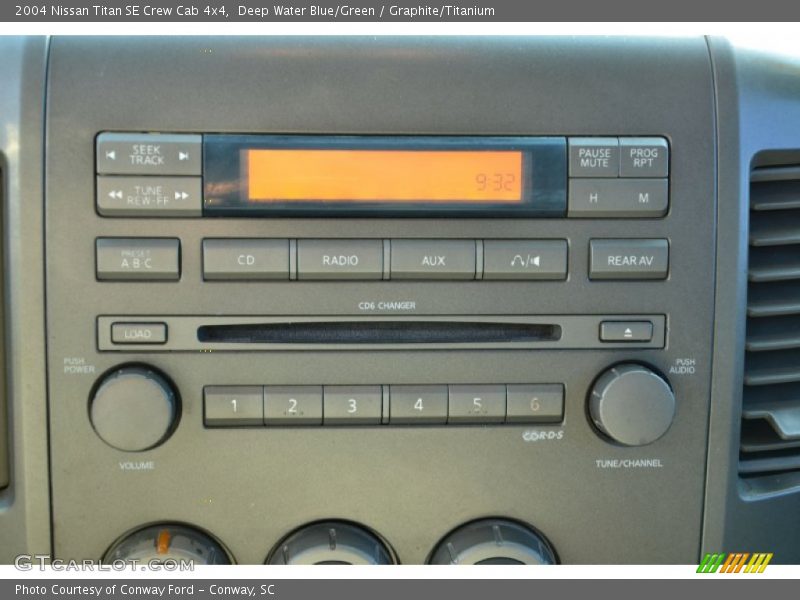 Deep Water Blue/Green / Graphite/Titanium 2004 Nissan Titan SE Crew Cab 4x4