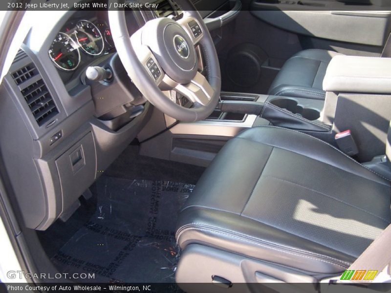 Bright White / Dark Slate Gray 2012 Jeep Liberty Jet
