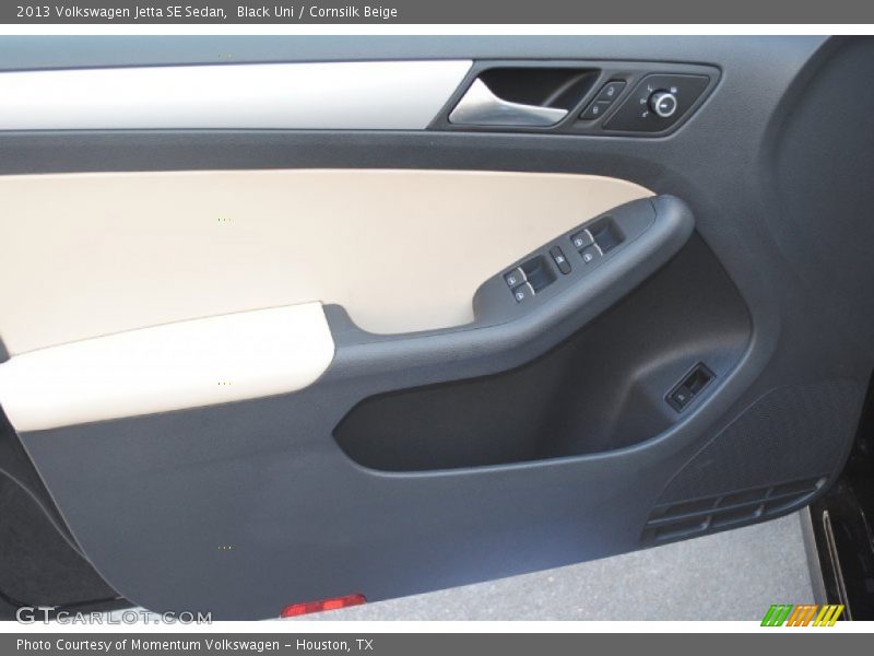 Black Uni / Cornsilk Beige 2013 Volkswagen Jetta SE Sedan