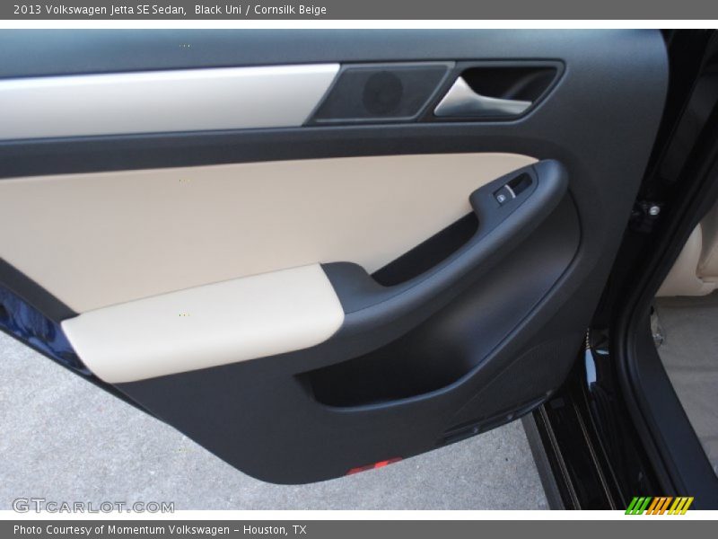 Black Uni / Cornsilk Beige 2013 Volkswagen Jetta SE Sedan