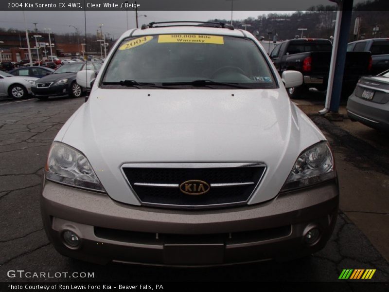 Clear White / Beige 2004 Kia Sorento EX 4WD