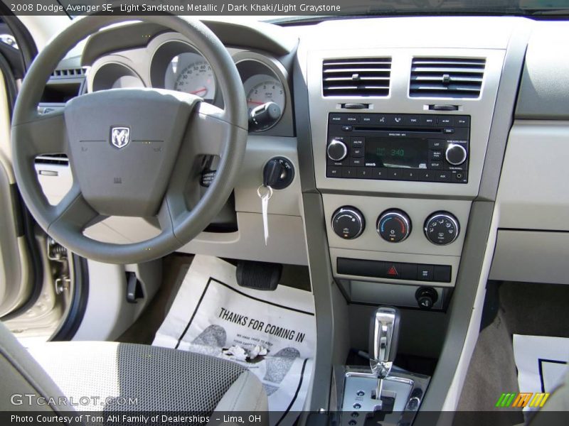 Light Sandstone Metallic / Dark Khaki/Light Graystone 2008 Dodge Avenger SE