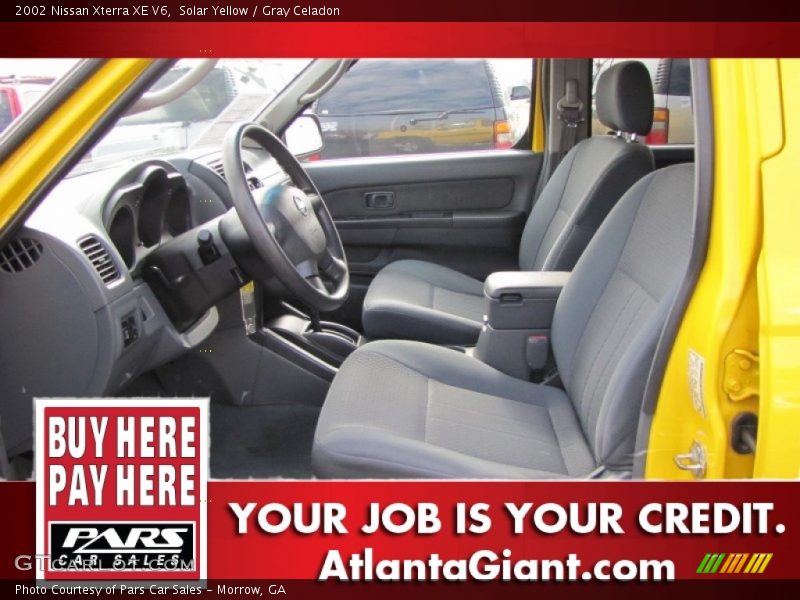 Solar Yellow / Gray Celadon 2002 Nissan Xterra XE V6