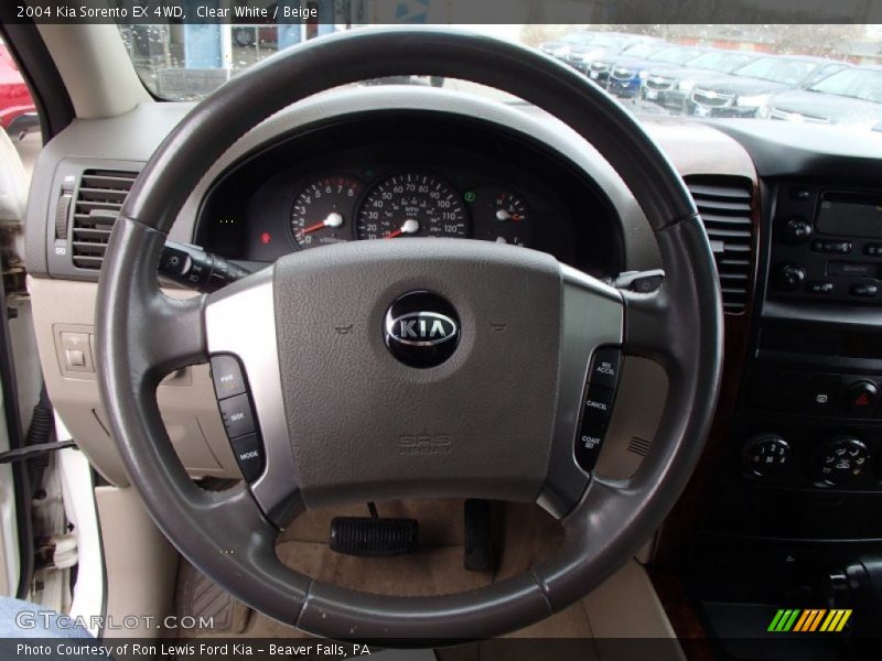Clear White / Beige 2004 Kia Sorento EX 4WD