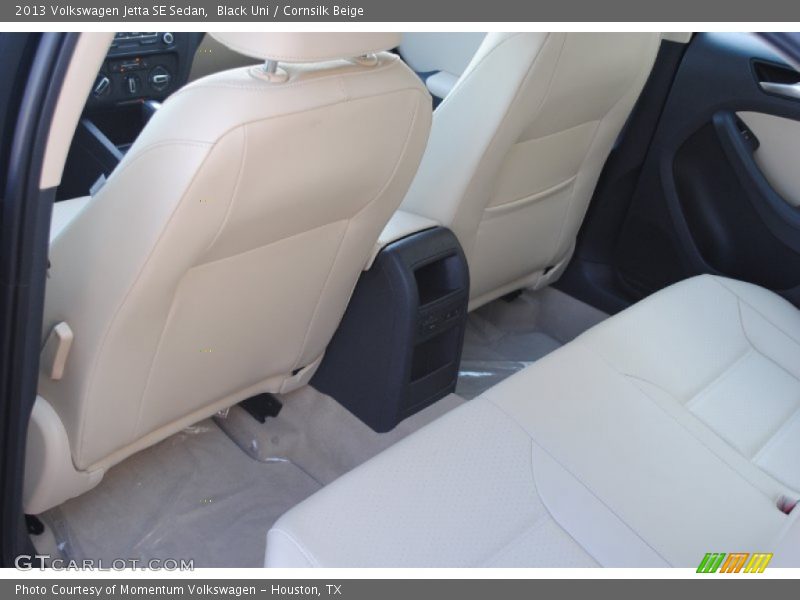 Black Uni / Cornsilk Beige 2013 Volkswagen Jetta SE Sedan