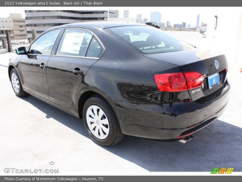Black Uni / Titan Black 2013 Volkswagen Jetta S Sedan