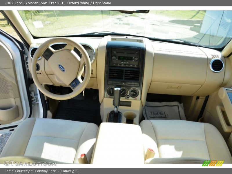 Dashboard of 2007 Explorer Sport Trac XLT