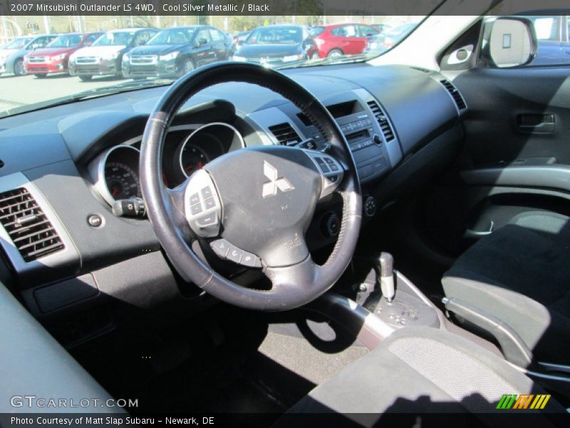 Cool Silver Metallic / Black 2007 Mitsubishi Outlander LS 4WD