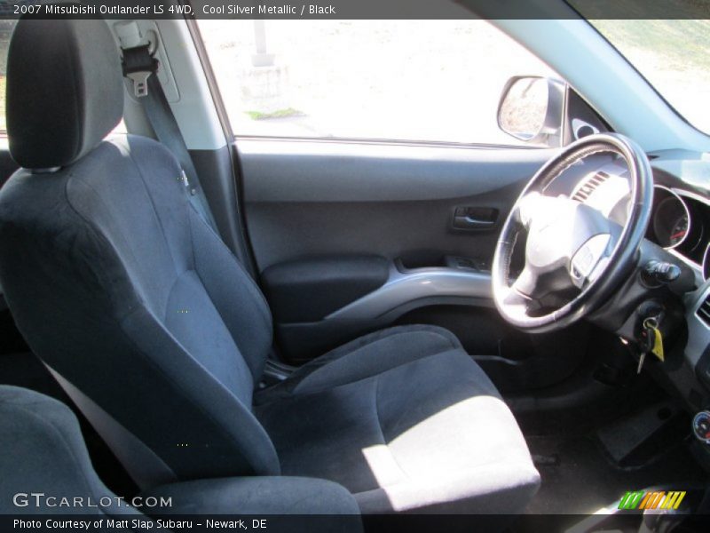 Cool Silver Metallic / Black 2007 Mitsubishi Outlander LS 4WD
