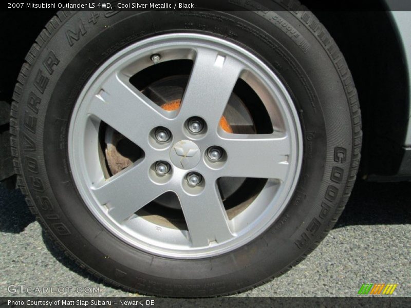 Cool Silver Metallic / Black 2007 Mitsubishi Outlander LS 4WD