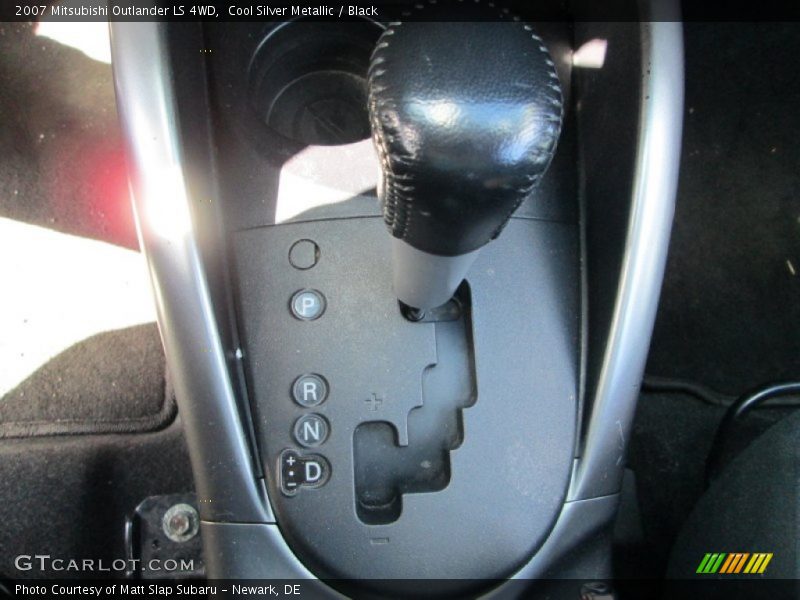 Cool Silver Metallic / Black 2007 Mitsubishi Outlander LS 4WD