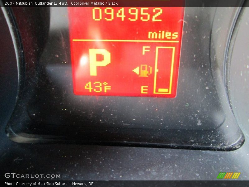 Cool Silver Metallic / Black 2007 Mitsubishi Outlander LS 4WD