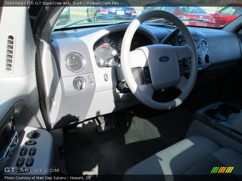 Black / Medium/Dark Flint 2004 Ford F150 XLT SuperCrew 4x4