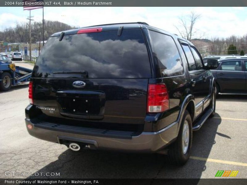Black / Medium Parchment 2004 Ford Expedition XLT 4x4