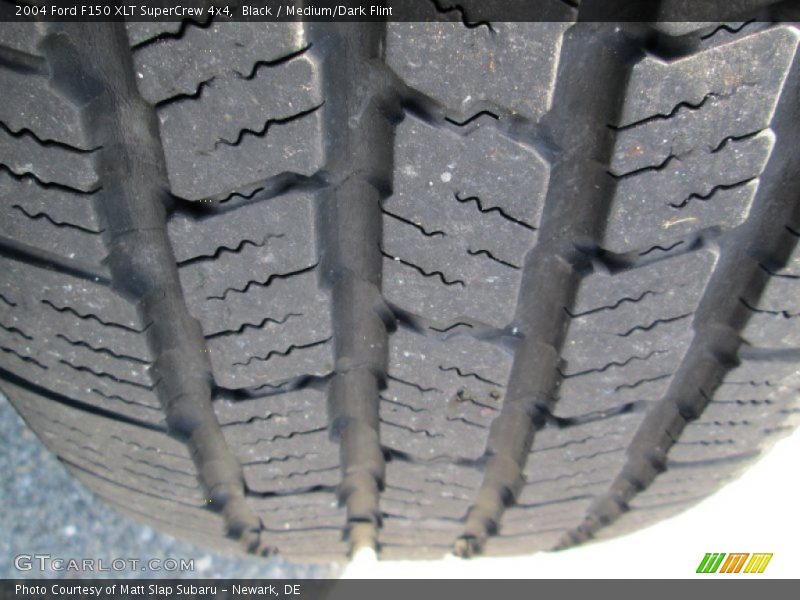 Black / Medium/Dark Flint 2004 Ford F150 XLT SuperCrew 4x4