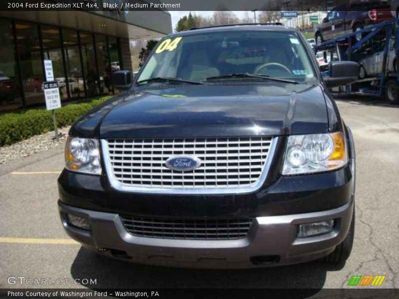 Black / Medium Parchment 2004 Ford Expedition XLT 4x4