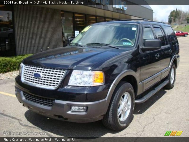 Black / Medium Parchment 2004 Ford Expedition XLT 4x4