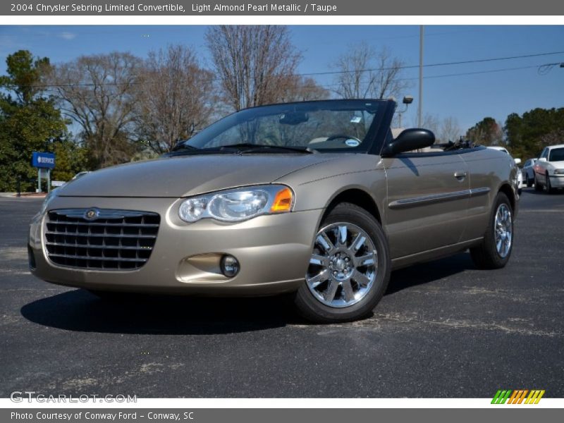 Front 3/4 View of 2004 Sebring Limited Convertible