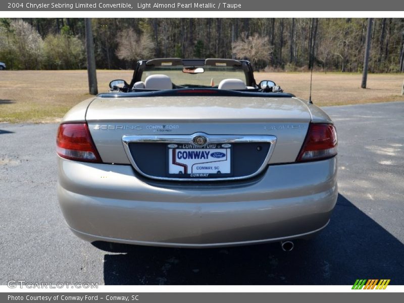 Light Almond Pearl Metallic / Taupe 2004 Chrysler Sebring Limited Convertible