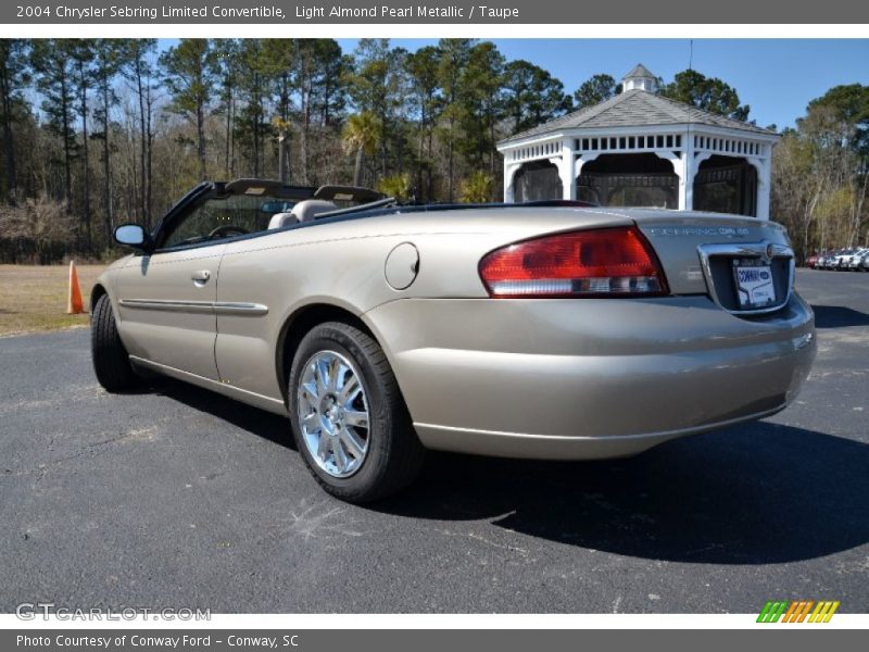 Light Almond Pearl Metallic / Taupe 2004 Chrysler Sebring Limited Convertible