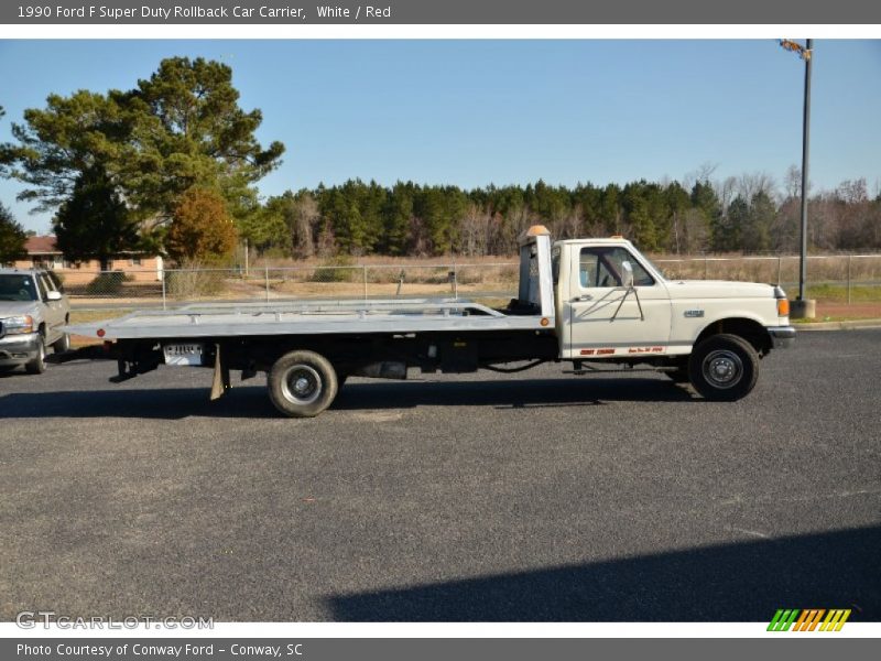 White / Red 1990 Ford F Super Duty Rollback Car Carrier