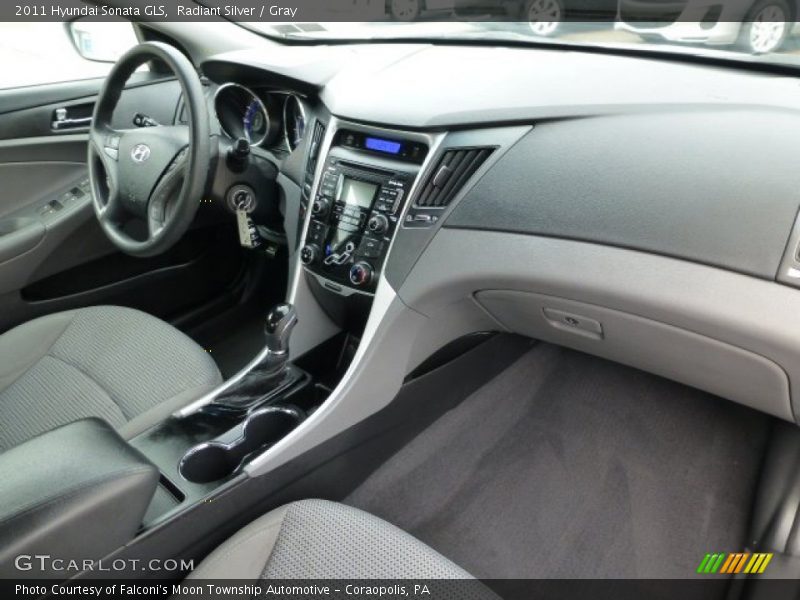 Dashboard of 2011 Sonata GLS
