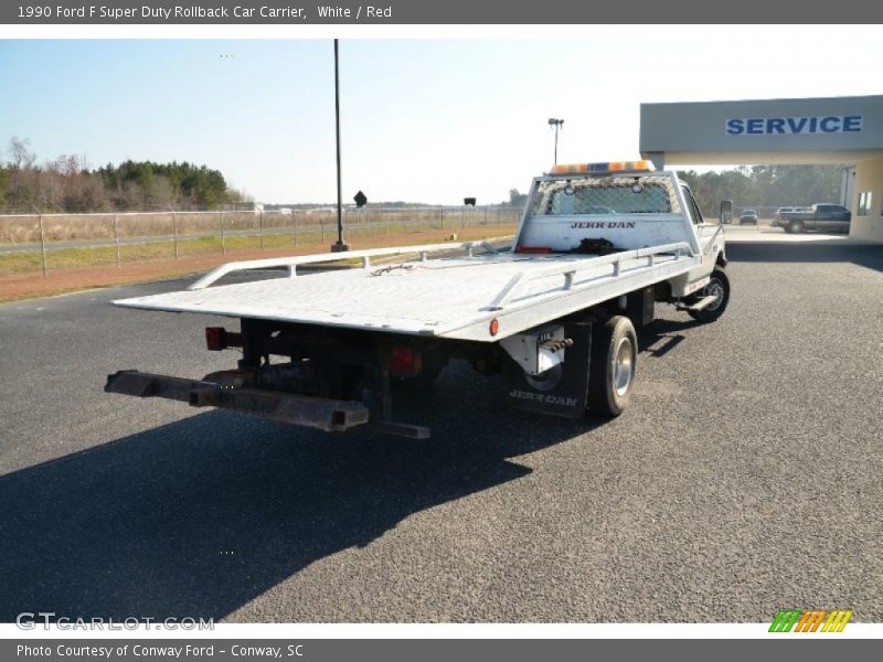 White / Red 1990 Ford F Super Duty Rollback Car Carrier