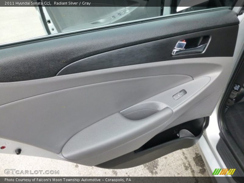Radiant Silver / Gray 2011 Hyundai Sonata GLS
