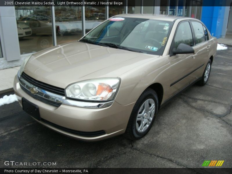 Light Driftwood Metallic / Neutral Beige 2005 Chevrolet Malibu Sedan