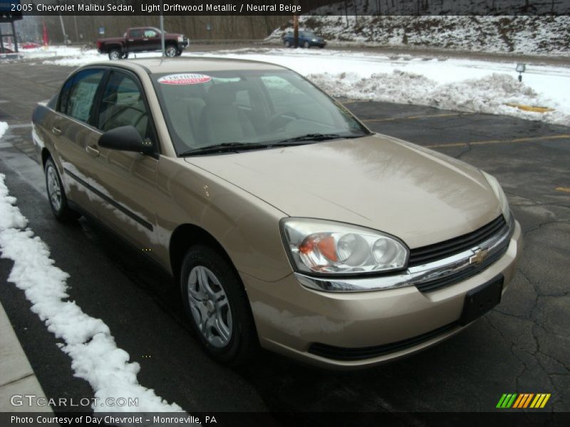 Light Driftwood Metallic / Neutral Beige 2005 Chevrolet Malibu Sedan