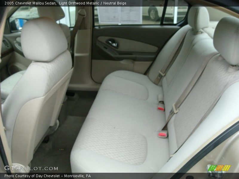 Light Driftwood Metallic / Neutral Beige 2005 Chevrolet Malibu Sedan