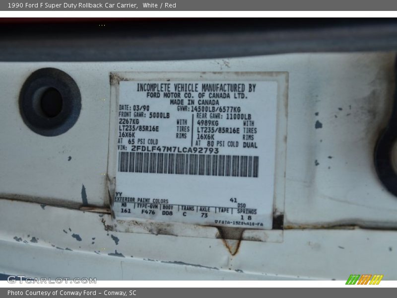 White / Red 1990 Ford F Super Duty Rollback Car Carrier