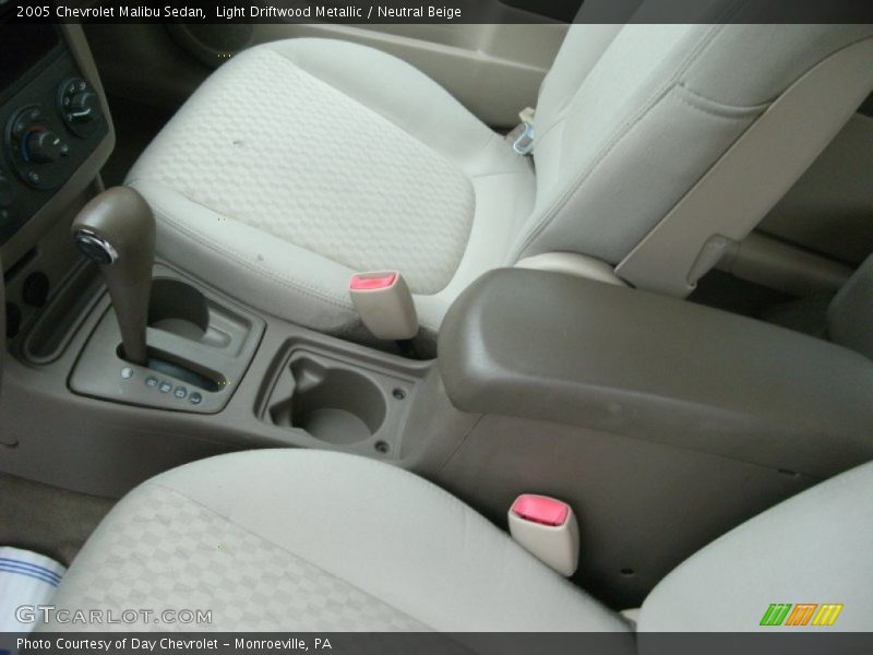 Light Driftwood Metallic / Neutral Beige 2005 Chevrolet Malibu Sedan