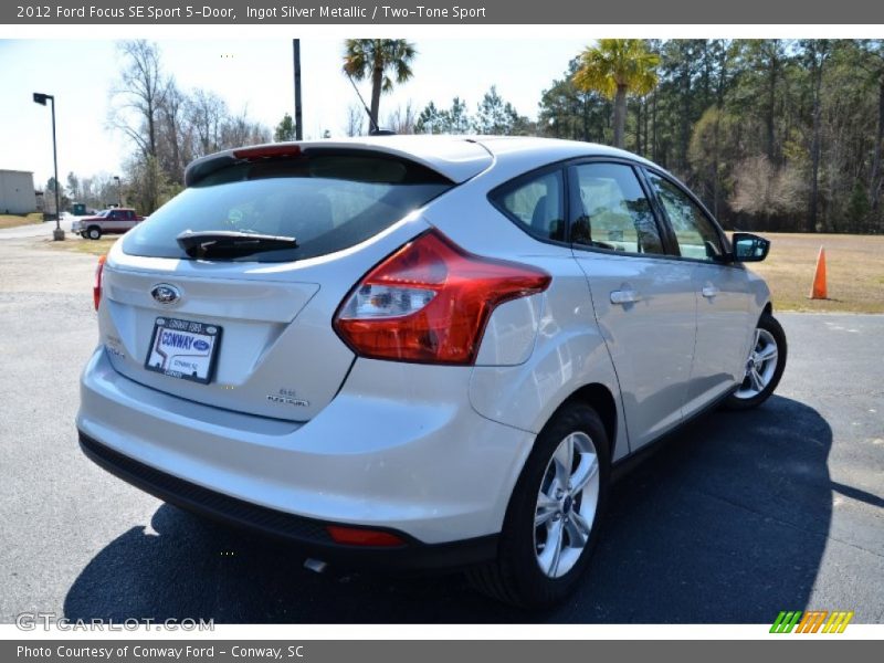 Ingot Silver Metallic / Two-Tone Sport 2012 Ford Focus SE Sport 5-Door