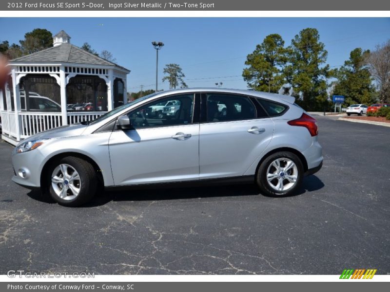 Ingot Silver Metallic / Two-Tone Sport 2012 Ford Focus SE Sport 5-Door