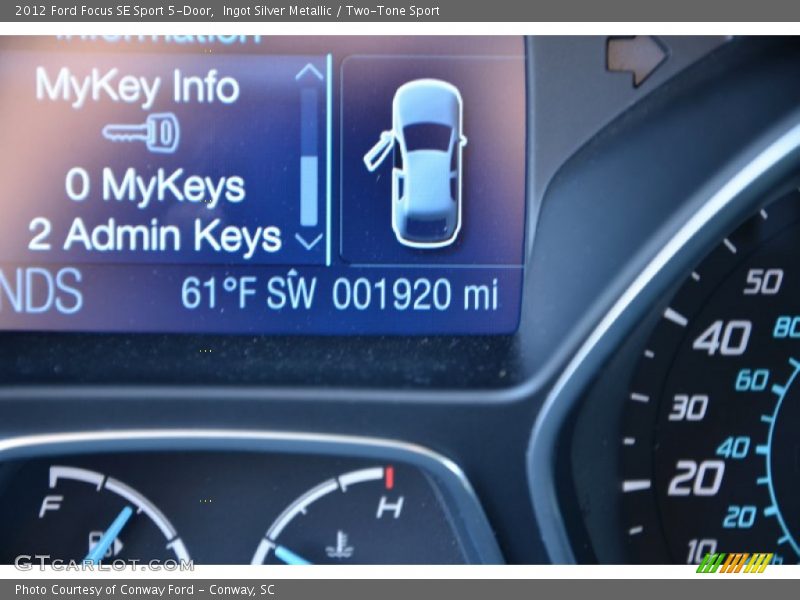 Ingot Silver Metallic / Two-Tone Sport 2012 Ford Focus SE Sport 5-Door