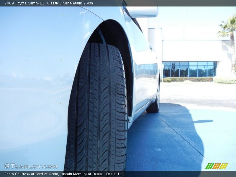 Classic Silver Metallic / Ash 2009 Toyota Camry LE
