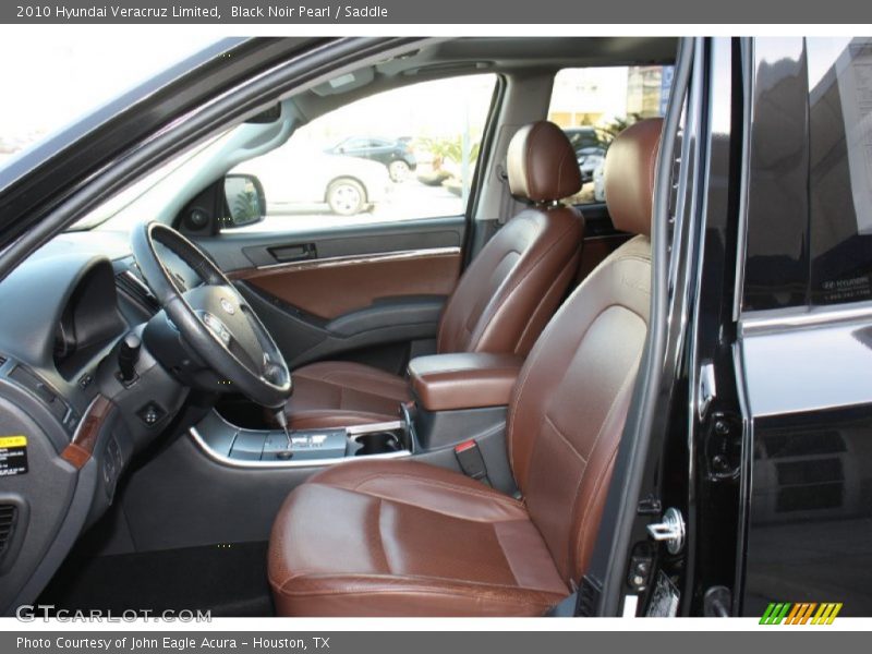 Front Seat of 2010 Veracruz Limited