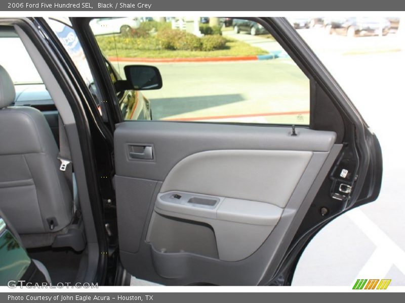Black / Shale Grey 2006 Ford Five Hundred SEL