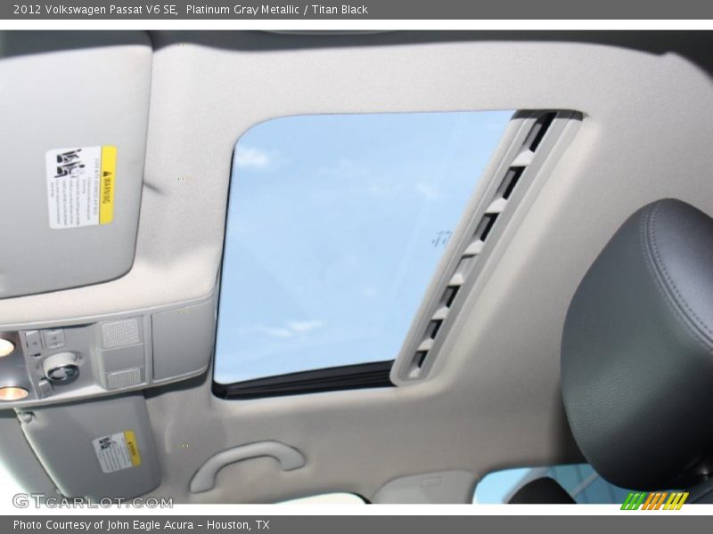 Platinum Gray Metallic / Titan Black 2012 Volkswagen Passat V6 SE