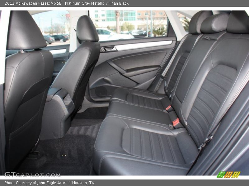 Platinum Gray Metallic / Titan Black 2012 Volkswagen Passat V6 SE