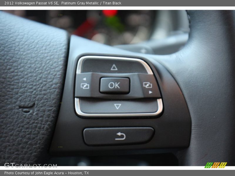 Platinum Gray Metallic / Titan Black 2012 Volkswagen Passat V6 SE