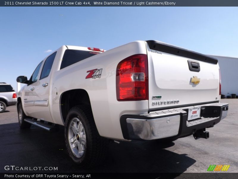White Diamond Tricoat / Light Cashmere/Ebony 2011 Chevrolet Silverado 1500 LT Crew Cab 4x4