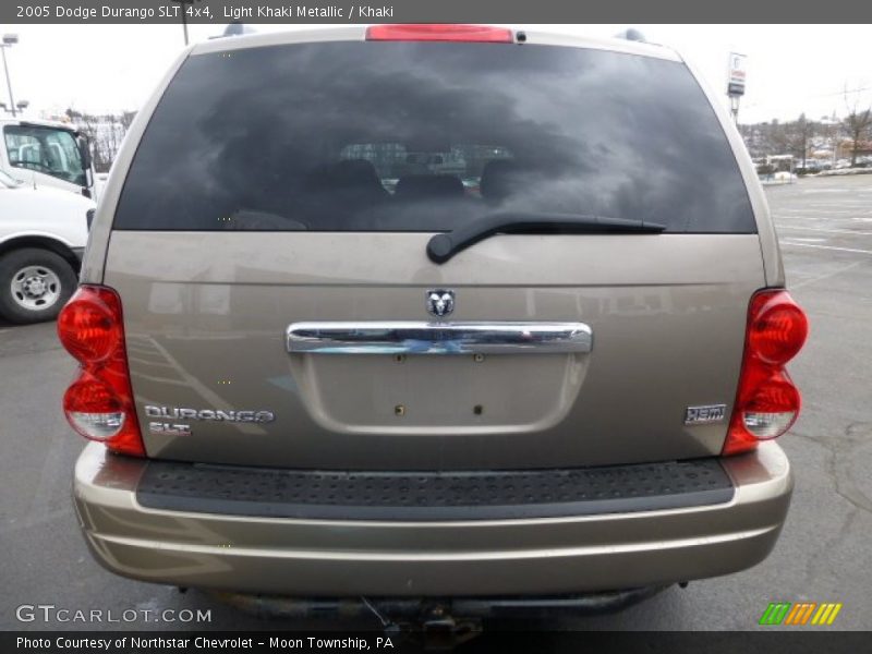 Light Khaki Metallic / Khaki 2005 Dodge Durango SLT 4x4