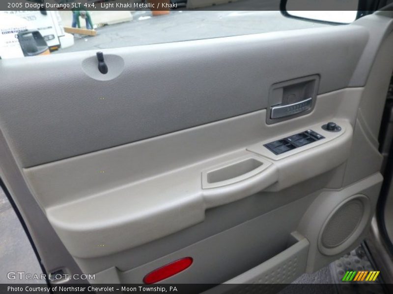Light Khaki Metallic / Khaki 2005 Dodge Durango SLT 4x4