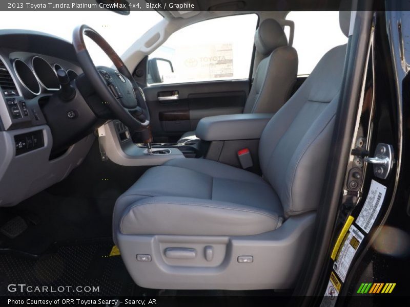 Black / Graphite 2013 Toyota Tundra Platinum CrewMax 4x4