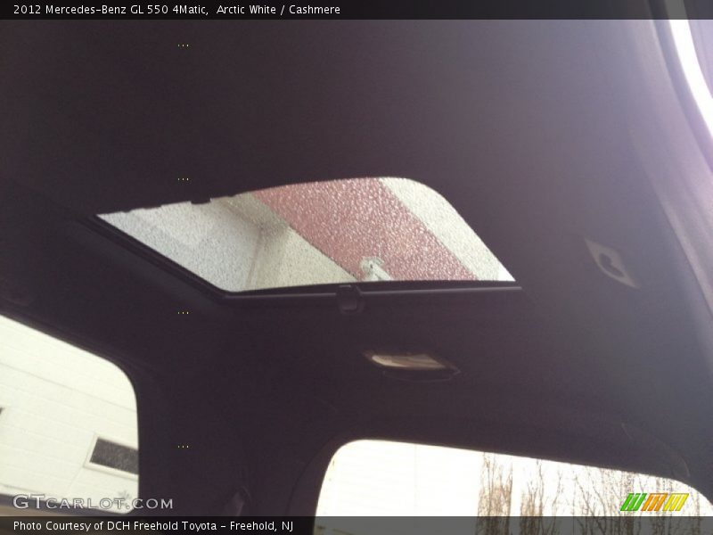 Arctic White / Cashmere 2012 Mercedes-Benz GL 550 4Matic