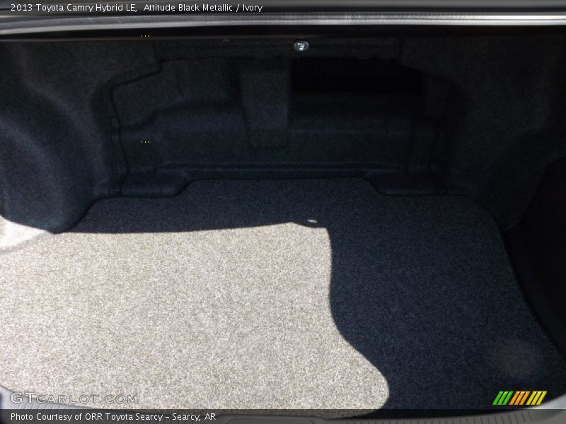 Attitude Black Metallic / Ivory 2013 Toyota Camry Hybrid LE